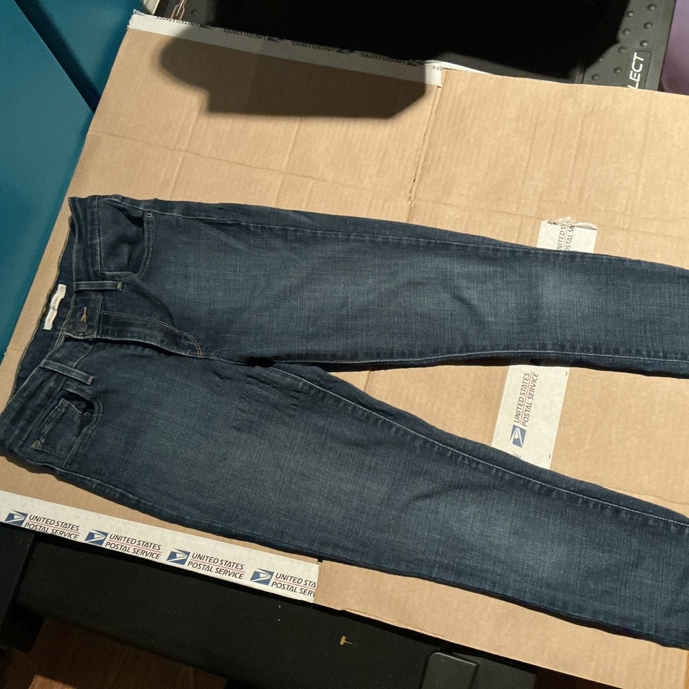 Levi's 721 High‎ Rise Skinny Size 29